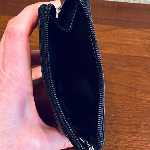 VTG 1990s Fossil Black Leather Key Ring Zippered Wallet - Picture 7 of 13